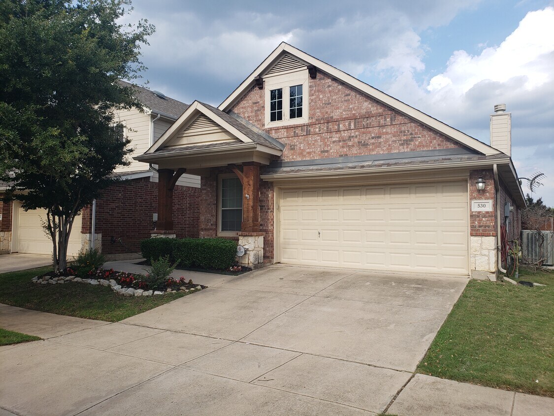 Primary Photo - 530 Kirby Dr