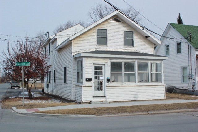 Description 1 - 56 Montcalm Ave