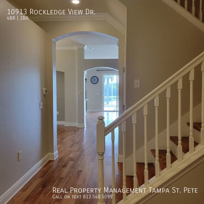 Building Photo - OUTSTANDING RIVERVIEW AVAILABLE FOR IMMEDI...