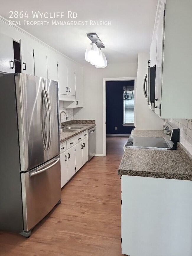 Foto del edificio - 2864 Wycliff Rd