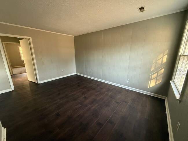 Foto del edificio - 808 Crawford St S