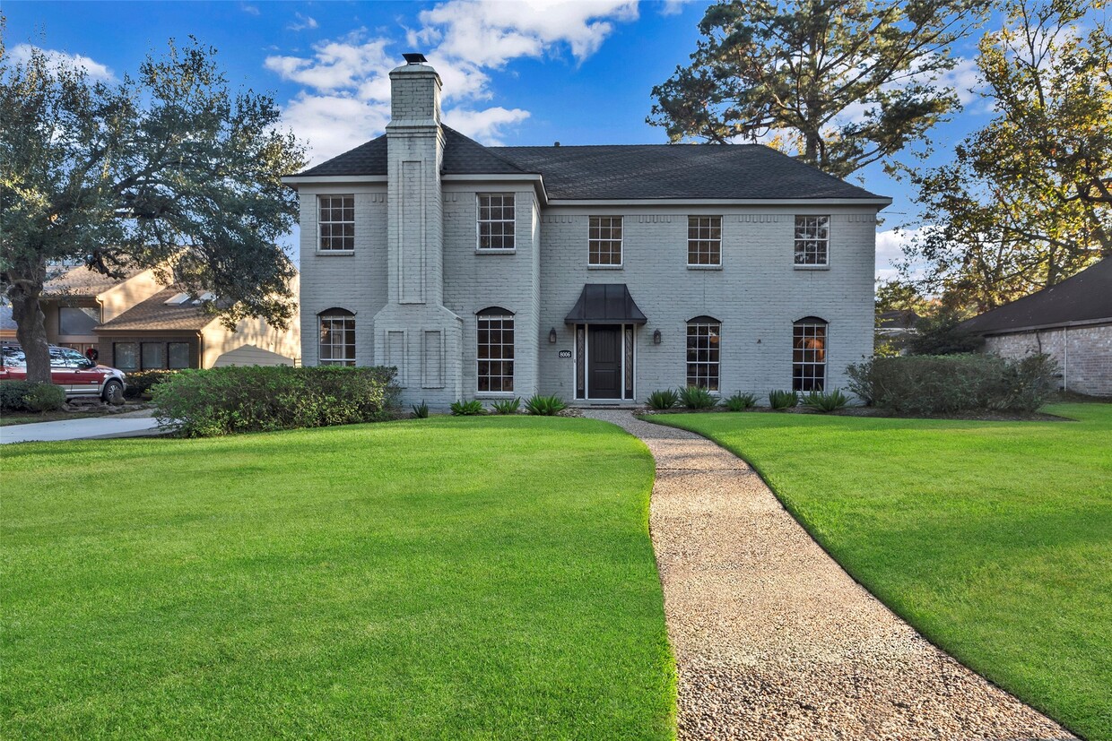 Foto principal - 8006 Pine Cup Dr