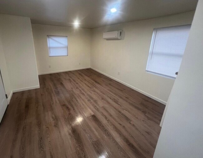 Foto del edificio - 316 W Sherman St