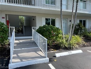 Building Photo - 3051 Sandpiper Bay Cir