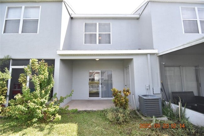 Foto del edificio - 6536 Osprey Lake Cir