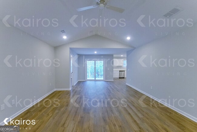 Building Photo - 148 Cottage Grove Rd