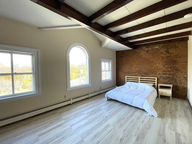 Foto del edificio - 32 Trumbull St