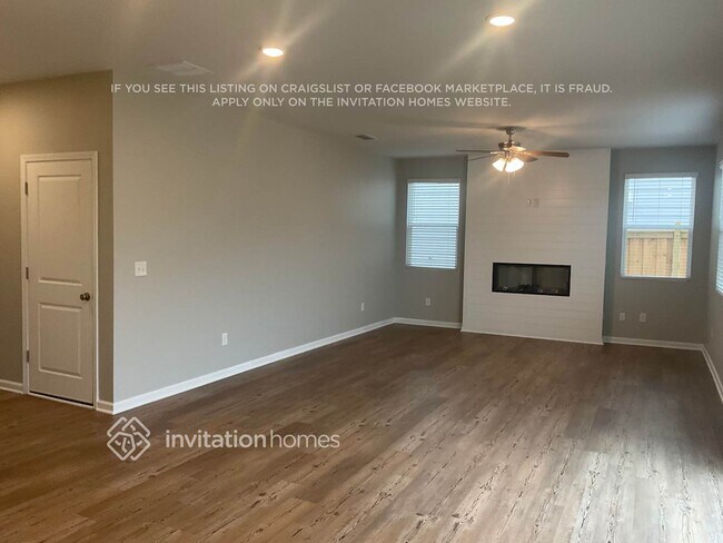 Foto del edificio - 7175 Brushwood Bnd