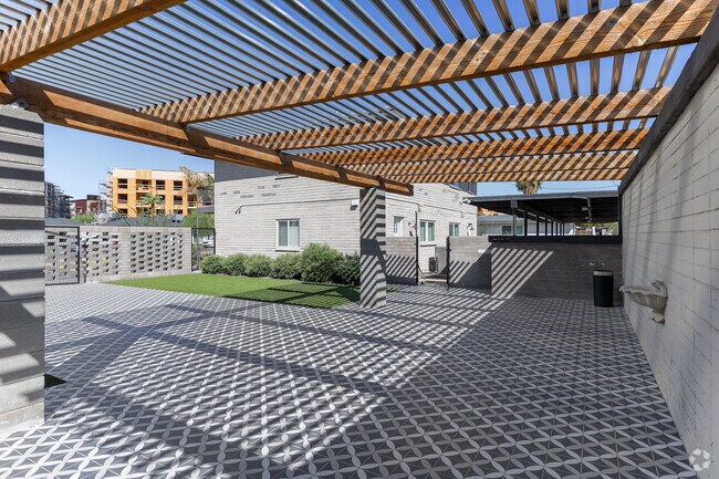 Building Photo - Tuscany Apartments