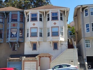 Building Photo - 3565 Mission St