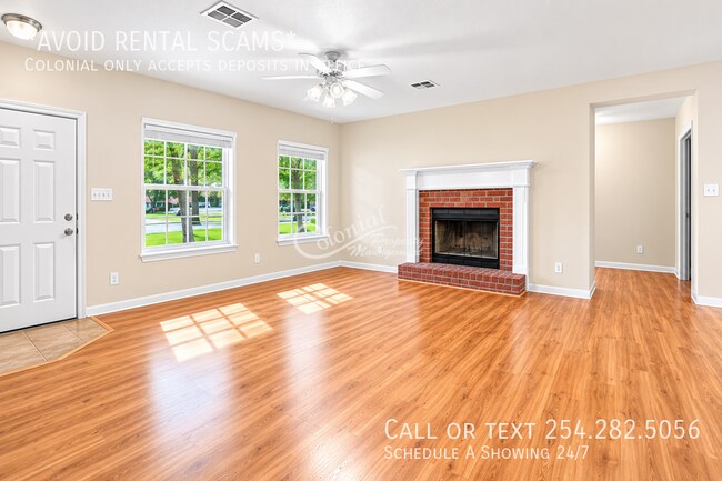 Foto del edificio - 138 Lake Forest Dr
