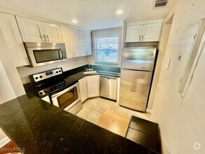 Building Photo - 150 Turtle Lake Ct