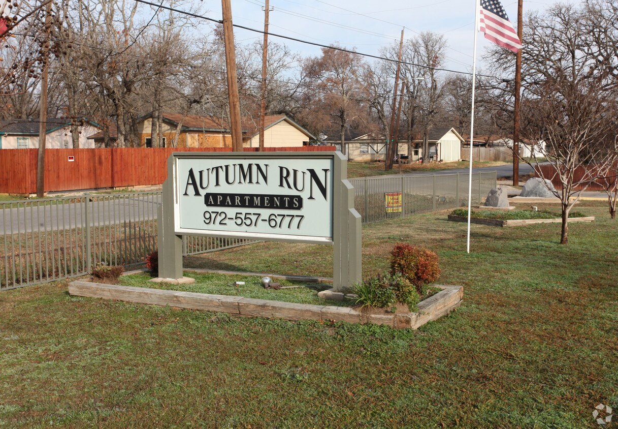Foto del edificio - Autumn Run Apartments