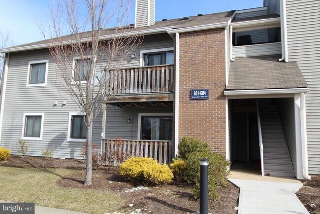 Foto del edificio - 604 Ravens Crest Dr