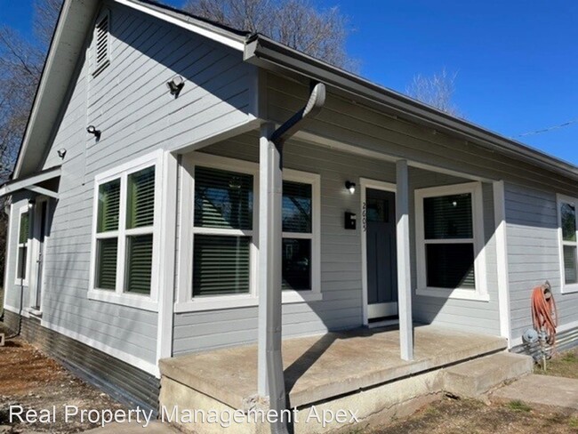 Building Photo - 2 br, 1 bath House - 2605 McFerrin Ave.