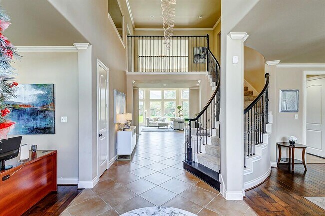 Foto del edificio - 16214 Canova Hill Ln