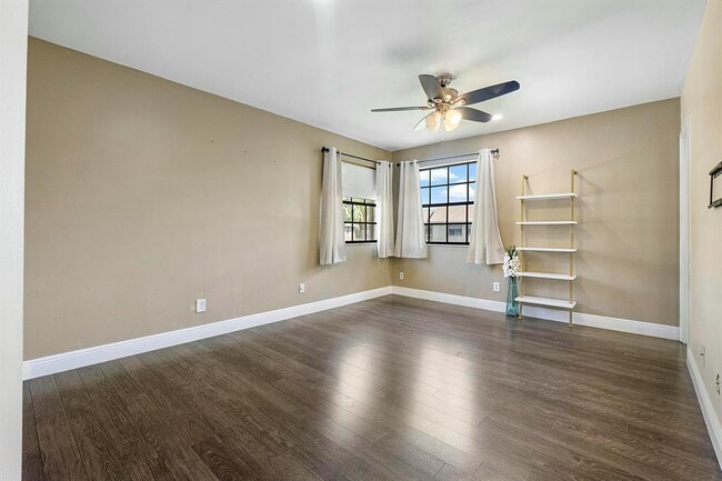Foto del edificio - 10723 NW 10th St