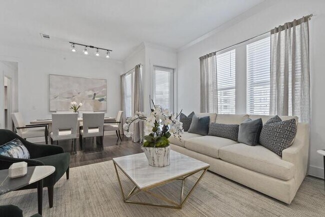 Foto del edificio - 1790 Mercer Pkwy