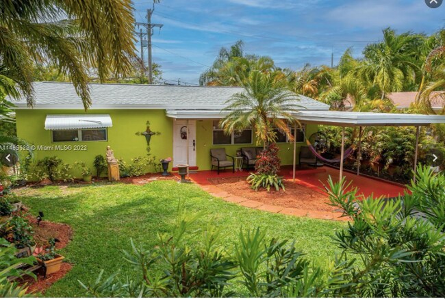 Foto del edificio - 3616 SW 14th St
