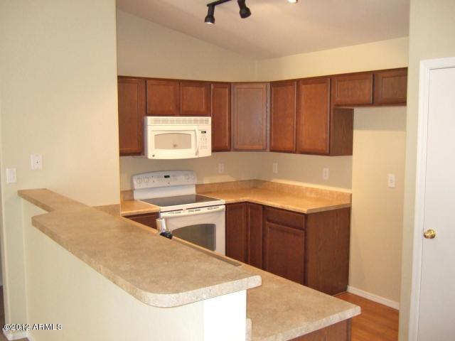 Foto del edificio - 23718 Chambers St