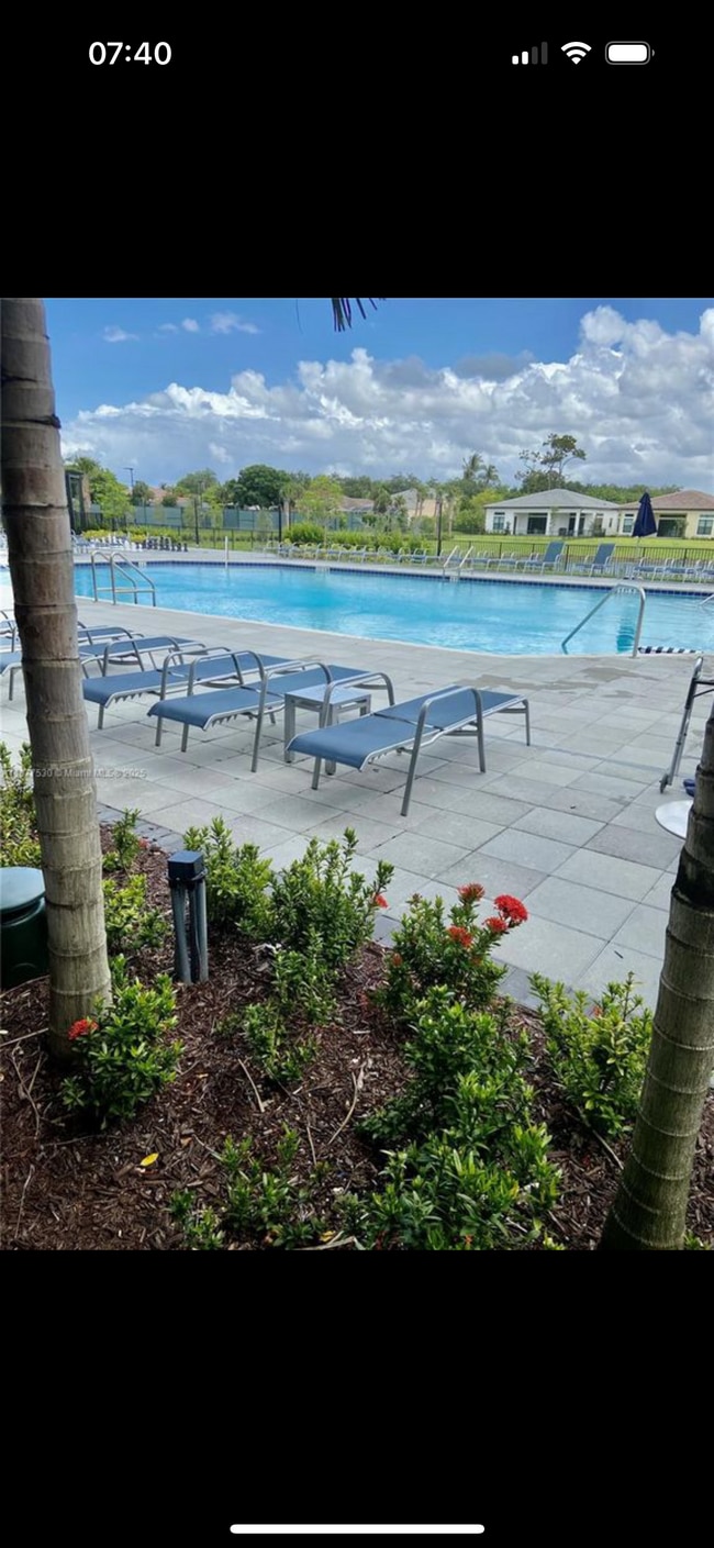 Building Photo - 8019 Liberty Wy