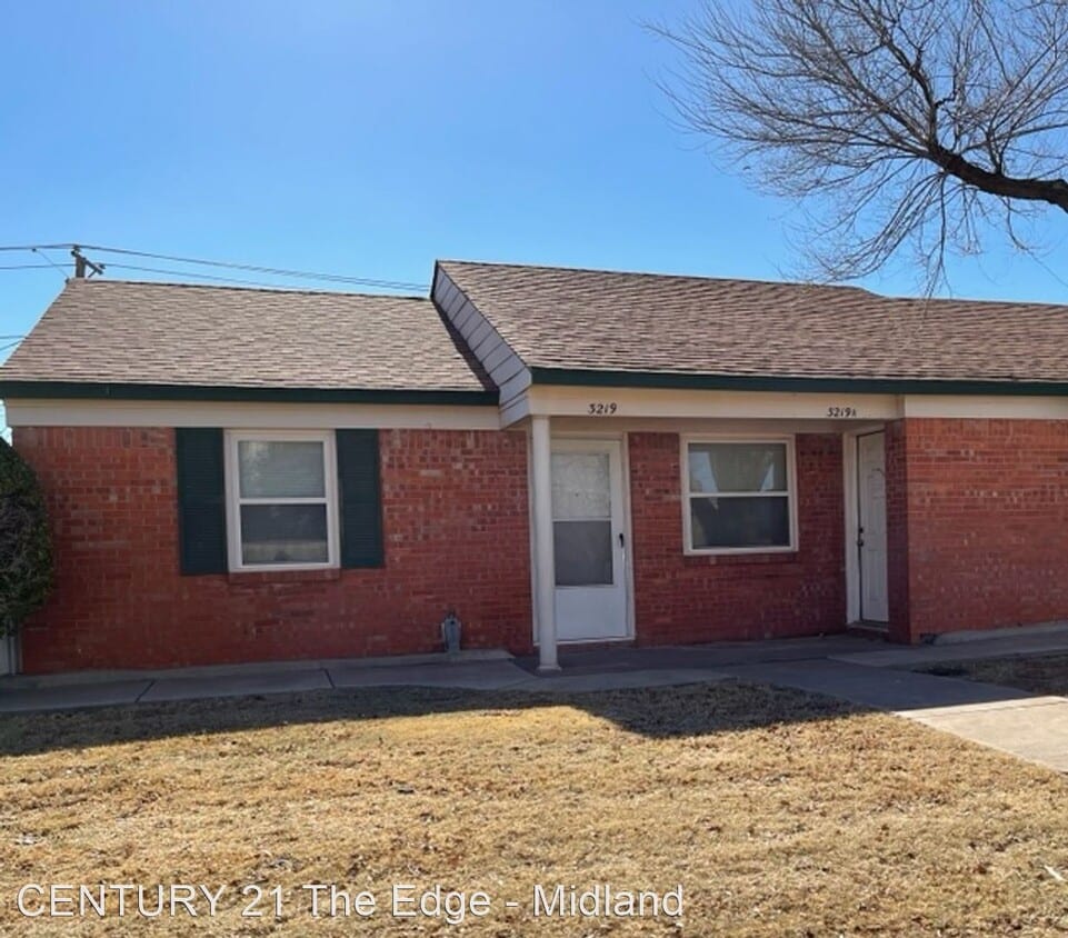 2 br, 1 bath House 3219 Storey Ave. House Rental in Midland, TX