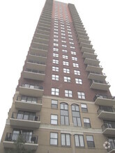 Building Photo - 41 E 8th St