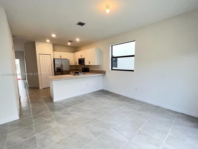 Foto del edificio - 11933 SW 244 Ln