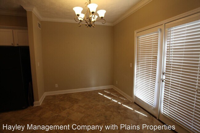 Building Photo - 2 br, 2.5 bath House - 1372 Gatewood Drive