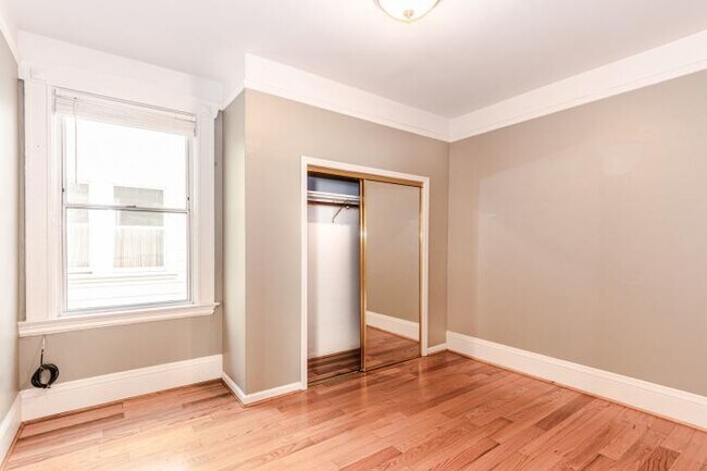 Building Photo - 1 bedroom in San Francisco CA 94133