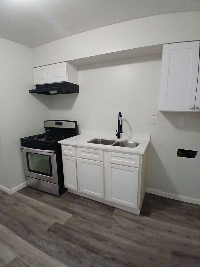 Photo - Fully Renovated 2 bedroom 1 bath Duplex -$... House