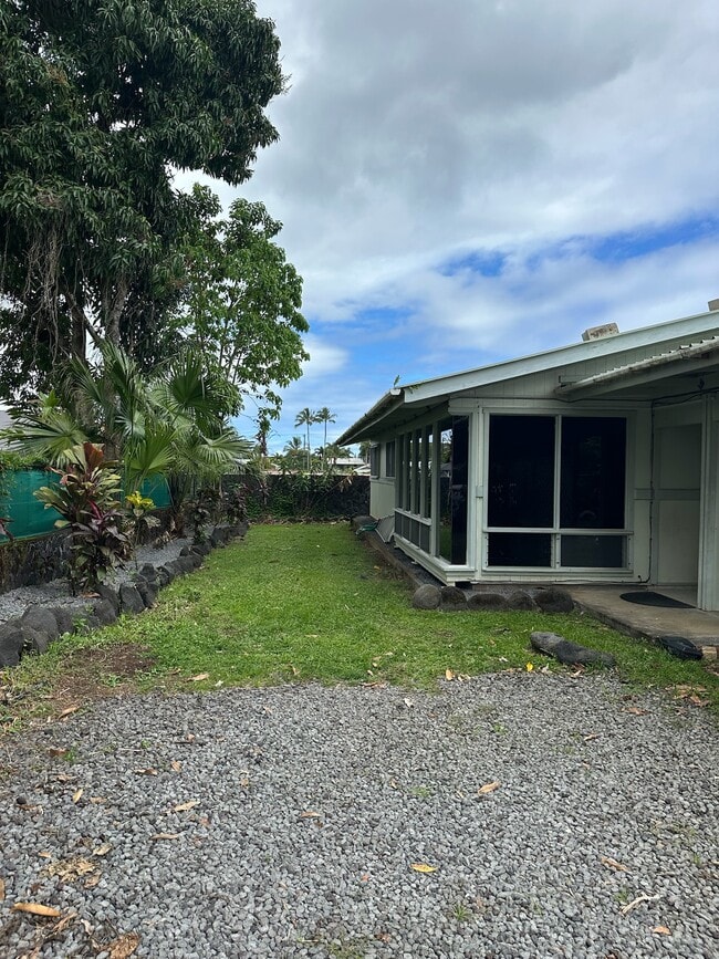 Building Photo - 655A Hinano St