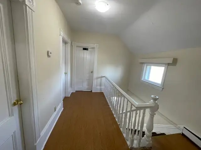 Building Photo - 578 Fundy Dr