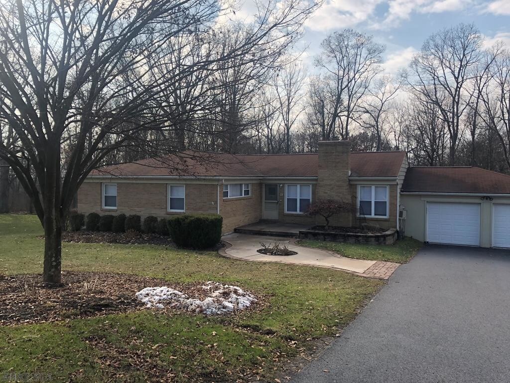 597 Waverly Dr, Hollidaysburg, PA 16648 House Rental in Hollidaysburg