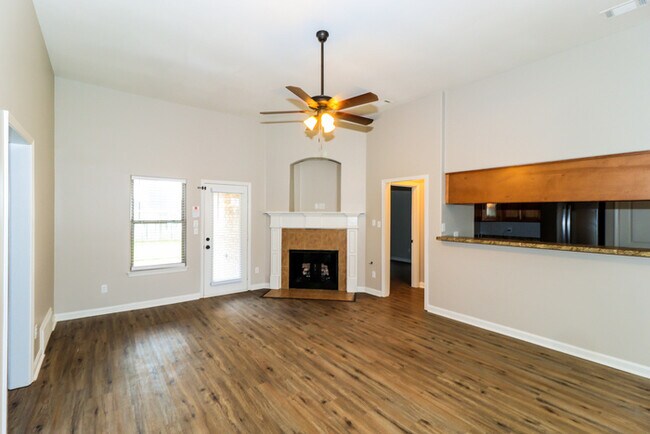 Foto del edificio - 240 Birch Springs Cove