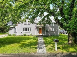 Building Photo - 37 Wing Ln