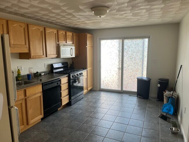 Foto del edificio - 1066 Main St