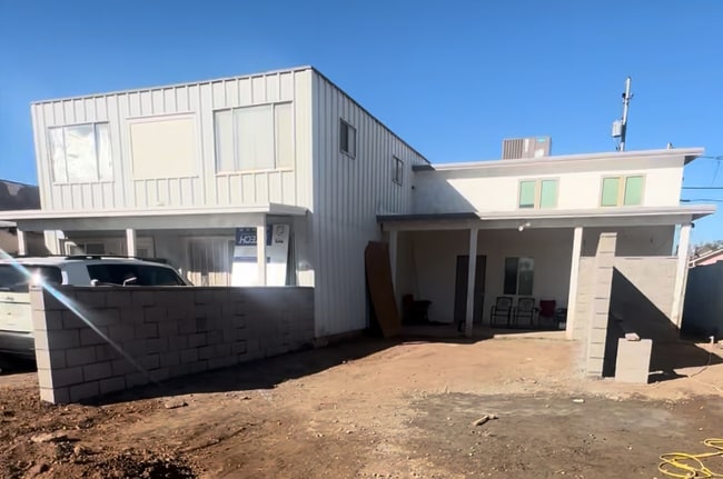 Building Photo - 2806 W Melvin St