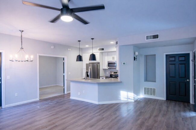 Foto del edificio - 9550 E Thunderbird Rd