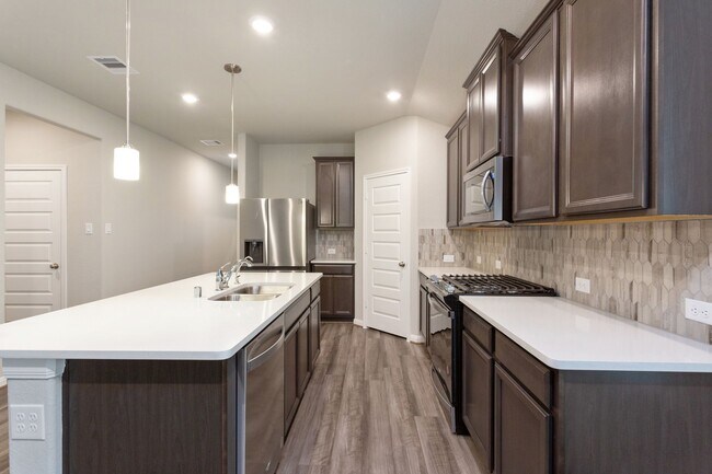 Foto del edificio - 6915 Lebec Dr