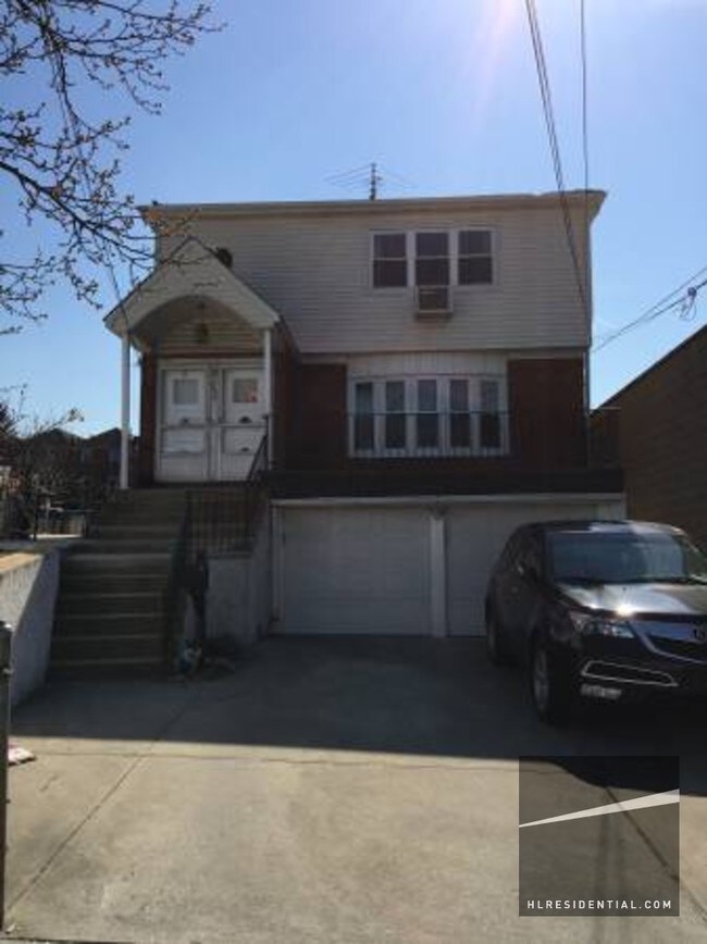 Building Photo - 6004 59th Dr