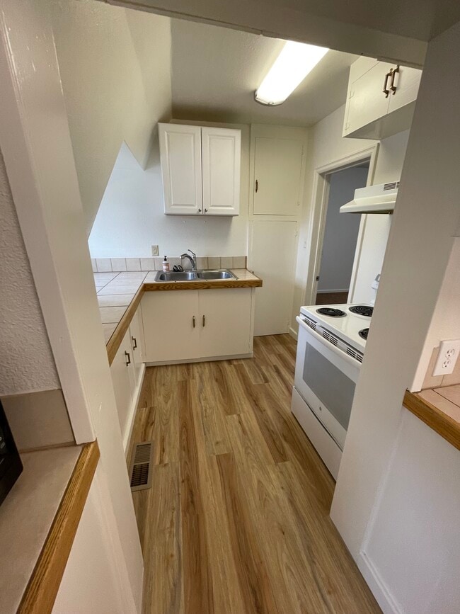 Foto del edificio - 141 7th Ave N