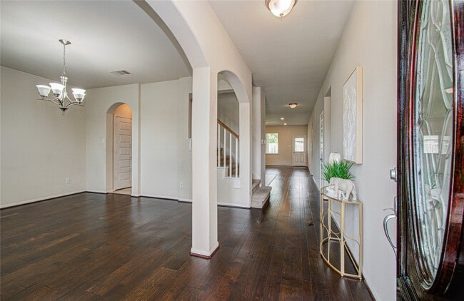 Building Photo - 12319 Gatewood Dr
