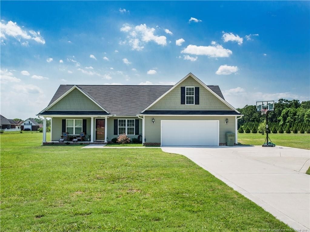 Foto principal - 870 River Rd