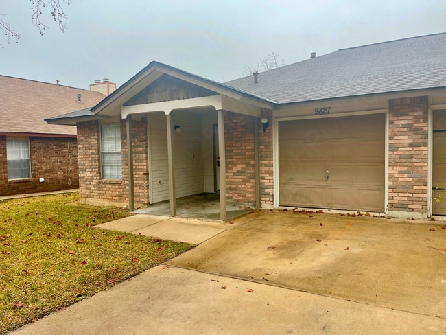 Foto del edificio - Ardash-9827 &amp; 9825