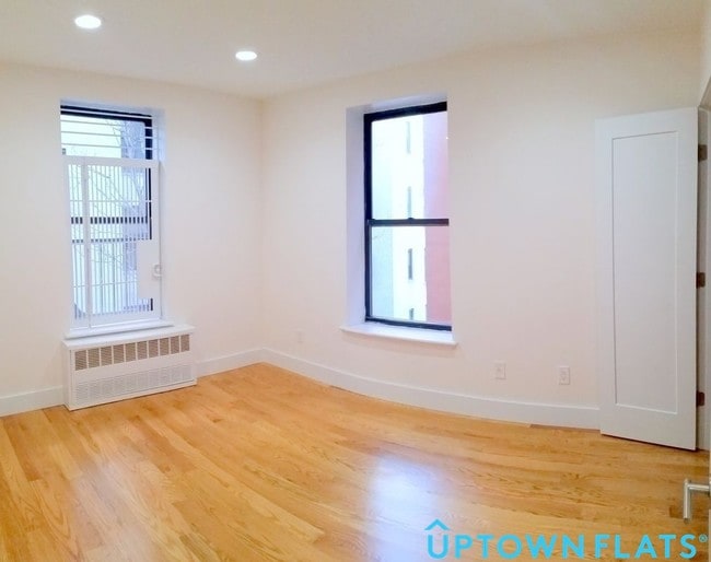 Building Photo - 56 W 127th St