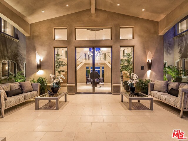 Foto del edificio - 6005 Annie Oakley Rd