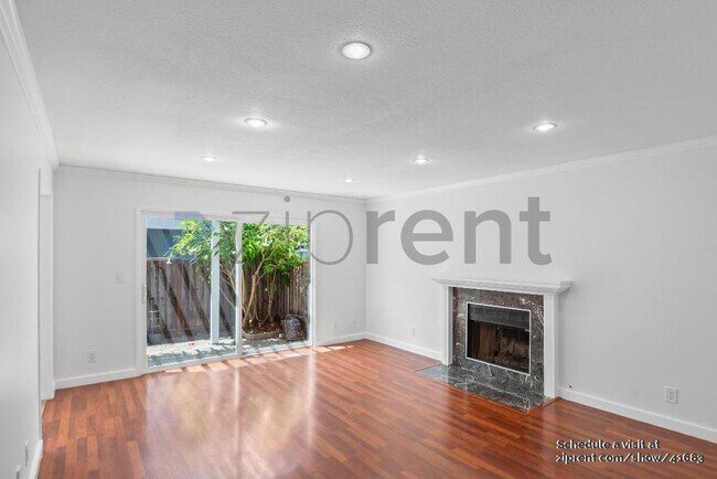 Foto del edificio - 426 W Campbell Ave