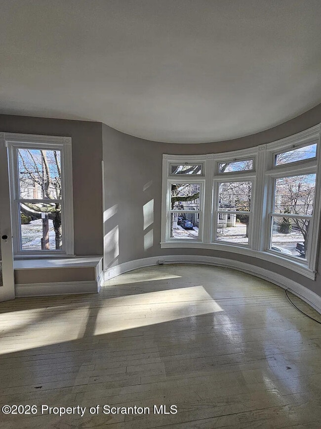 Foto del edificio - 1615 Monsey Ave