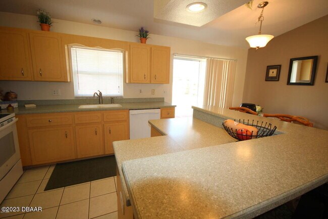 Foto del edificio - 2621 India Palm Dr